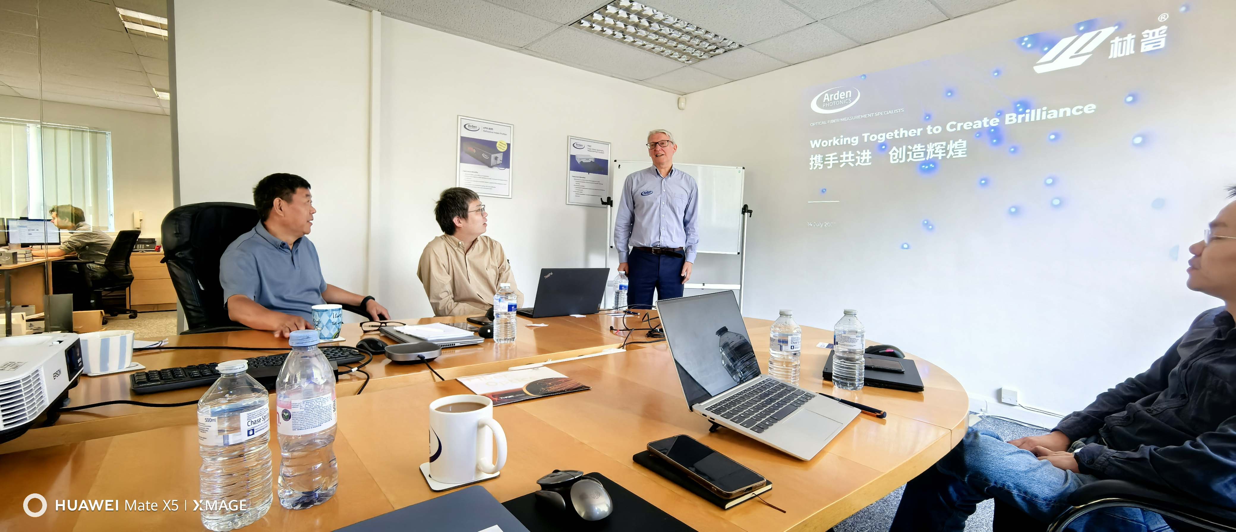 Z2 英國Arden公司總（zǒng）裁（cái）David做Arden公司介紹和市場（chǎng）展望.jpg