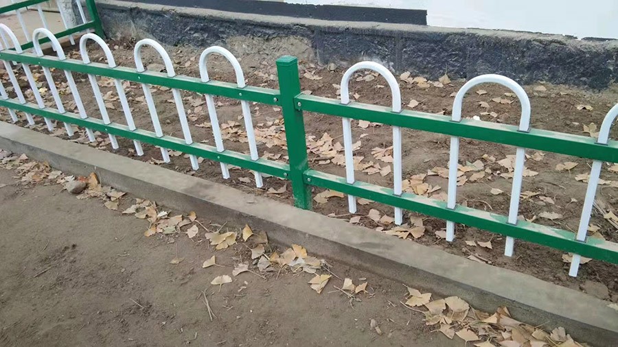 草坪護欄